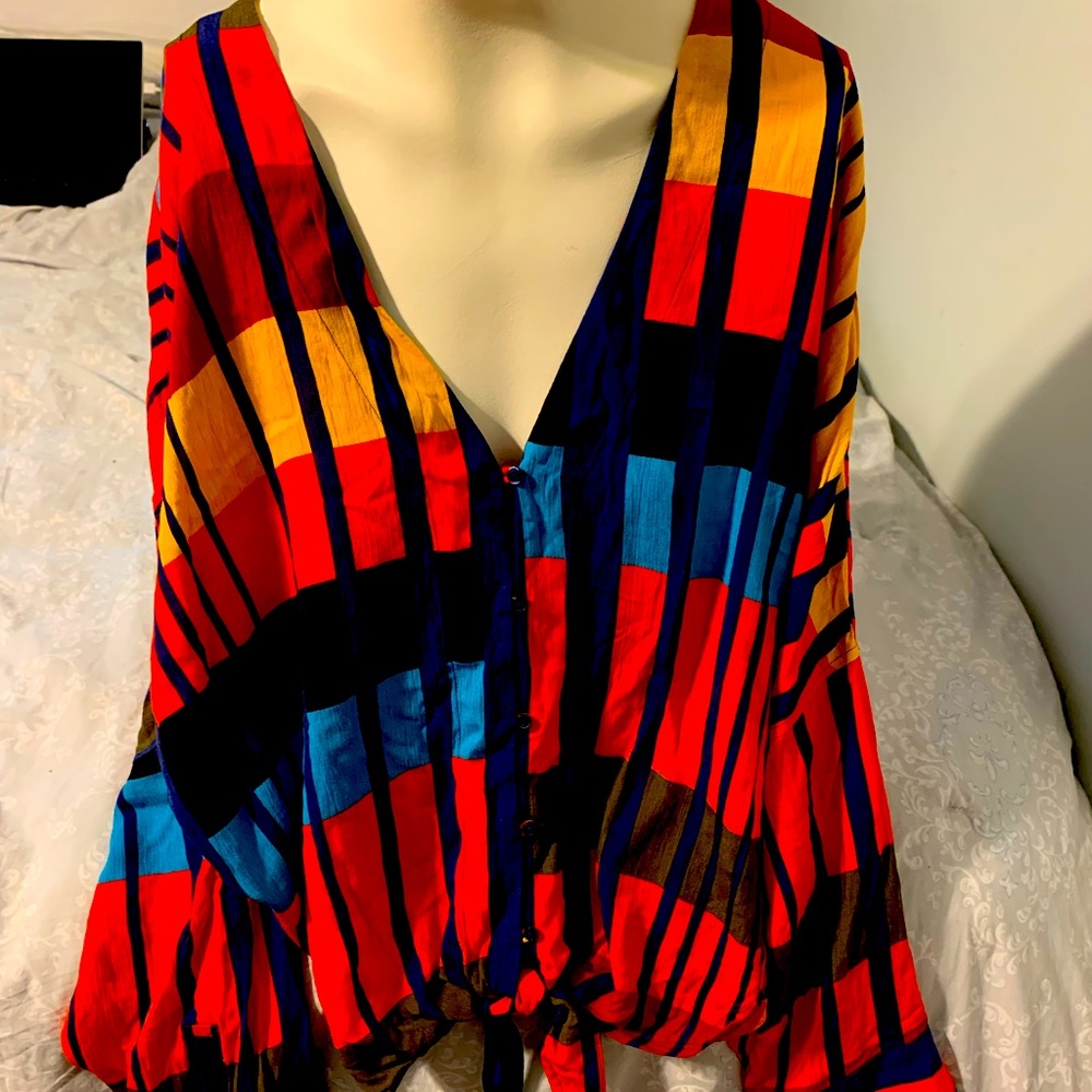 Beautiful, Colorful Top with a Cute, Sexy Knot